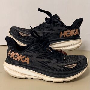 Hoka Clifton 9 Running Shoes (Black/Rose Gold)